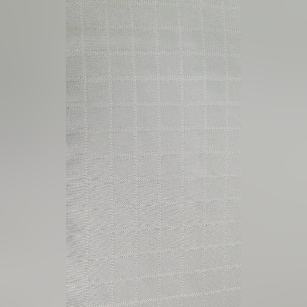 Tablecloth - Picture 2 of 2